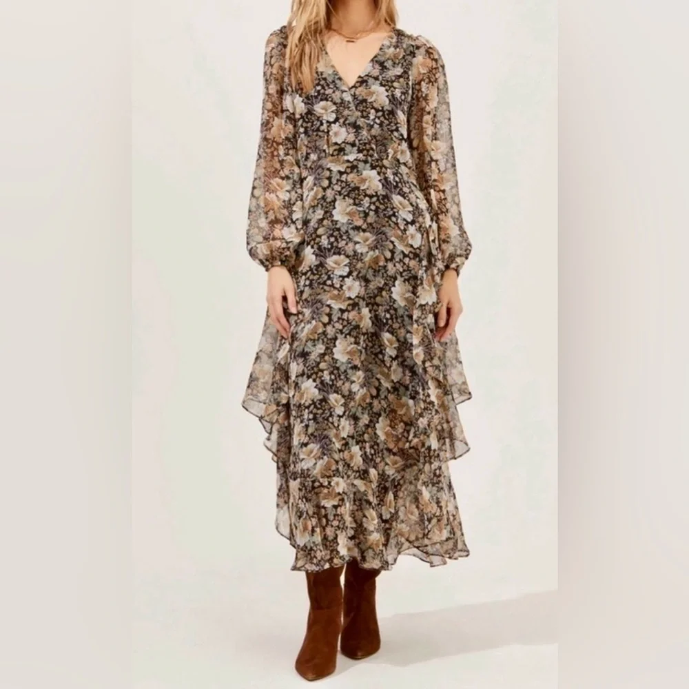 ASTR the Label Raleigh Midi Dress in Black Multi Floral, Size S